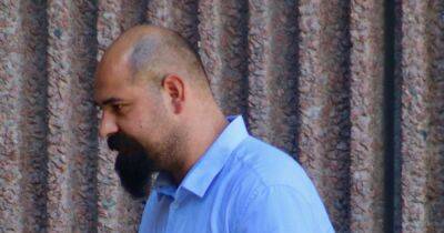 GMP officer punched girl, 2, after kicking door into her face during police raid, court hears - manchestereveningnews.co.uk