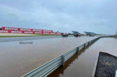 Sam Lowes - MotoGP Phillip Island: Track flooded ahead of practice action - bikesportnews.com - Britain - Australia