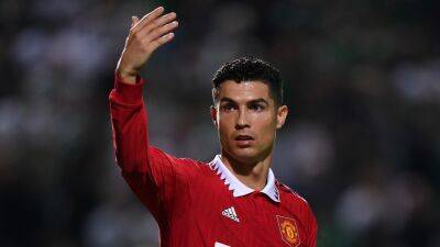 'He can do everything' - Paul Scholes and Owen Hargreaves praise Cristiano Ronaldo after reaching 700 club goals