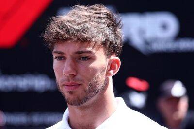 Pierre Gasly chastised for 'chasing the pack at 250km/h' during Japanese GP