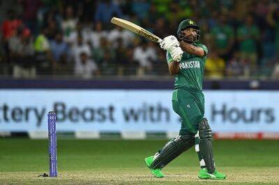 Pakistan brings Fakhar Zaman into T20 World Cup squad