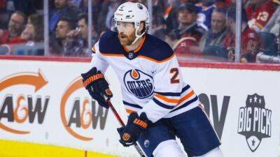 Oilers hire retired defenceman Duncan Keith for player development role
