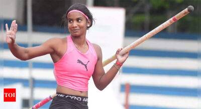 Rosy Meena Paulraj rewrites women's pole vault national record, again - timesofindia.indiatimes.com - India -  Delhi -  Muscat