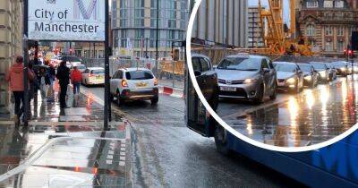 United - Tram stop closed off and city centre gridlocked as works cause mayhem - manchestereveningnews.co.uk - Manchester -  Victoria