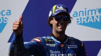 Motorcycling-Rins triumphs in Australia as Bagnaia takes championship lead