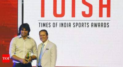 Neeraj Chopra - Mary Kom - TOISA 2021: Neeraj Chopra gets Sportsperson of the Year Award; Bishan Bedi given Lifetime Achievement - timesofindia.indiatimes.com -  Tokyo - India -  Delhi