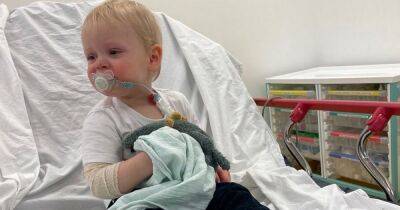 Tot's skin 'peeled off' after pouring mug of scalding tea on himself in horrific accident - manchestereveningnews.co.uk