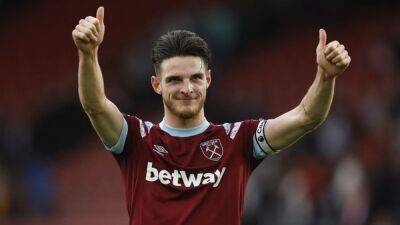 Soccer-Rice strikes to earn West Ham draw at Southampton