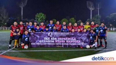 Tragedi Kanjuruhan - Komunitas Sepakbola Ini Galang Dana untuk Korban Tragedi Kanjuruhan - sport.detik.com - Indonesia