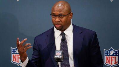 Troy Vincent - NFL supports refs' judgment on roughing calls