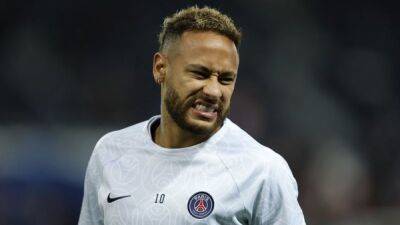 Soccer- Brazil's Neymar lands in Spain to attend trial on 2013 transfer to Barcelona - channelnewsasia.com - Spain - Brazil -  Santos