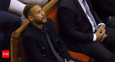 Paris St Germain - Trial starts over Neymar's 2013 Barcelona transfer - timesofindia.indiatimes.com - Spain - Brazil -  Santos -  Paris -  Sanchez -  Sandro