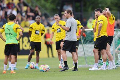 Borussia Dortmund could make 'new offer' to €35m star at Signal Iduna Park