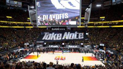 Utah Jazz may rethink hashtag after Apple CEO tweets #TakeNote in promo - espn.com - state Utah -  Salt Lake City - county Cook