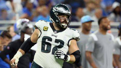 Eagles' Jason Kelce not a fan of quarterback rants: 'Get the f--- up out of my face!'