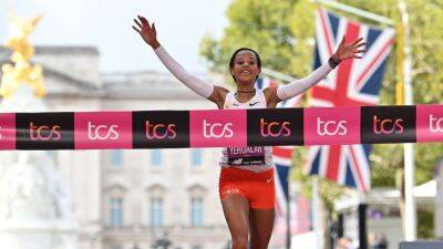 Yalemzerf Yehualaw and Amos Kipruto record London Marathon wins