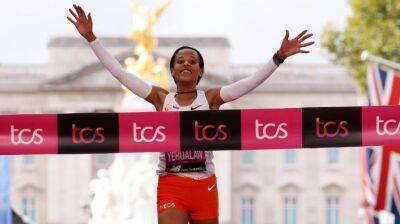 Yalemzerf Yehualaw, Amos Kipruto win London Marathon
