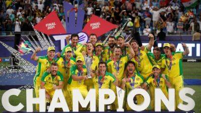 Cricket-Hosts Australia ready to click in T20 World Cup defence