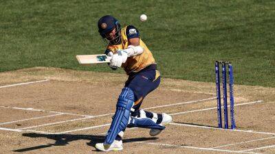 T20 World Cup: Kusal Mendis and Wanindu Hasaranga take Sri Lanka through to Super 12