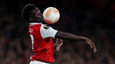 Soccer-Arsenal's Saka, Martinelli expected to be fit for Southampton trip