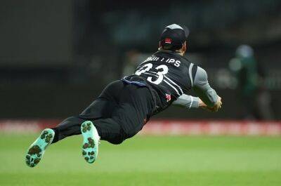 WATCH | Kiwis can fly! SA-born Glenn Phillips lights up T20 World Cup with stunning grab