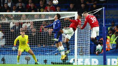 Last-gasp Casemiro header earns United a point