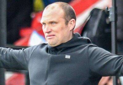 Welling United manager Warren Feeney turns down approach from unnamed club to stay at National League South outfit