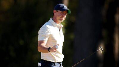 McIlroy in the lead at CJ Cup as he chases number one spot