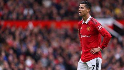 Man United must end relationship with Ronaldo, insists Neville