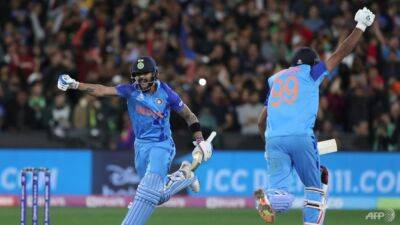 Kohli blitz lifts India to victory in Pakistan cliffhanger