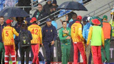 Quinton De-Kock - Deja-vu for South Africa as rain puts dampener on their T20 World Cup campaign - thenationalnews.com - South Africa - Zimbabwe -  Hobart - Sri Lanka