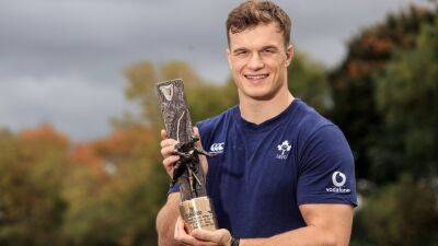 Van der Flier and Jones named Players of the Year by Irish rugby writers