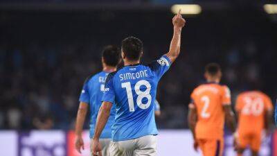 Napoli continue superb form by sweeping Rangers aside