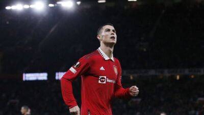 Soccer-Ronaldo on target as Man Utd seal Europa League knockout spot