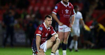 Scarlets 5-35 Leinster: Miserable start to the season continues as yellow cards pile up
