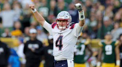 Bailey Zappe's first Patriots touchdown pass covered with controversy