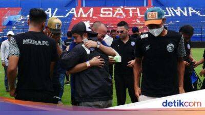 Pep Guardiola - Tragedi Kanjuruhan - Reaksi Guardiola dan Erik ten Hag Lihat Tragedi Kanjuruhan - sport.detik.com - Manchester - Indonesia -  Sangat -  Man