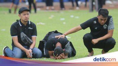 Tragedi Kanjuruhan - Trauma-trauma Tragedi Kanjuruhan - sport.detik.com - Indonesia