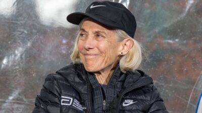 Joan Benoit Samuelson, Olympic marathon champ in 1984, runs London Marathon at 65