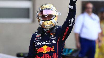 Motor racing-Verstappen beats Mercedes drivers to pole in Mexico