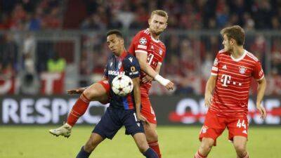 Joshua Kimmich - Serge Gnabry - Thomas Mueller - Viktoria Plzen - Bayern stroll past Viktoria Plzen 5-0 to set new record - channelnewsasia.com - Germany