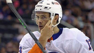 Islanders want Barzal to 'raise his game' after signing 8-year contract extension - cbc.ca - Usa - New York