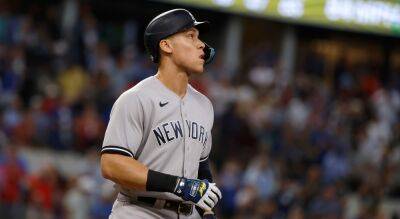Ron Jenkins - Aaron Judge shows frustration, throws helmet after another homer-less Yankees game - foxnews.com - Usa - New York -  New York - state Texas - county Arlington - county Park