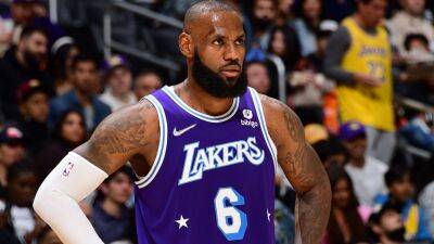 LeBron James says he has 'no relationship' with Lakers legend