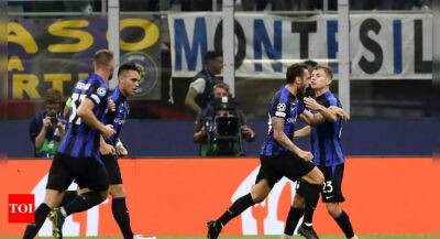 Simone Inzaghi - Hakan Calhanoglu - Viktoria Plzen - Champions League: Hakan Calhanoglu strikes as Inter Milan bounce back to sink Barcelona - timesofindia.indiatimes.com - Italy - Turkey
