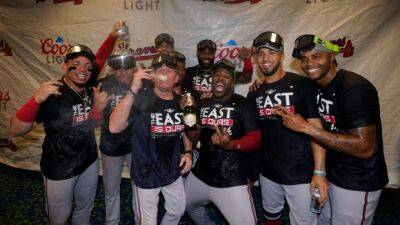 Braves win to clinch fifth straight NL East title