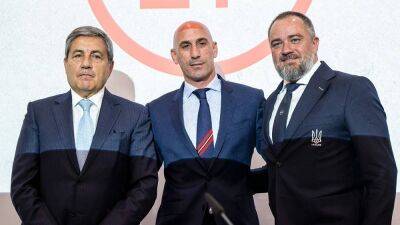 Aleksander Ceferin - Luis Rubiales - Ukraine joins Portugal-Spain bid to host 2030 football World Cup - euronews.com - Russia - Ukraine - Spain - Switzerland - Portugal -  Moscow - Poland -  Donetsk