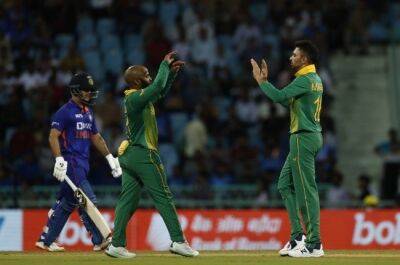 'Calm' Proteas down India in rain-hit 1st ODI