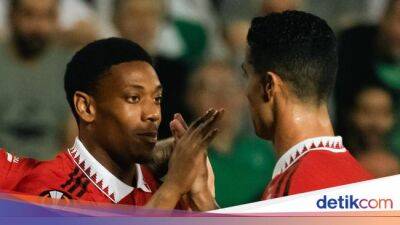 Cristiano Ronaldo - Anthony Martial - Marcus Rashford - Bruno Fernandes - Liga Europa - Martial Gemilang, Ronaldo Makin Tertekan? - sport.detik.com - Manchester -  Nicosia