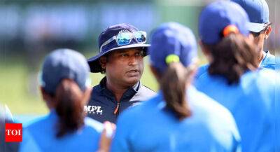 Wanted to see how youngsters react under pressure: Coach Ramesh Powar defends batting-order reshuffle